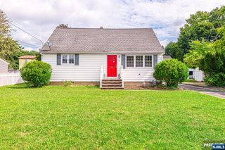 141 Cedar Avenue, Pompton Lakes, NJ 07442
