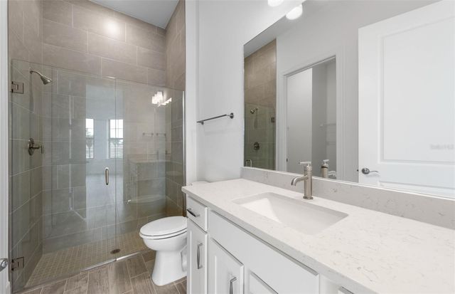 5006 GOLDEN SHORE COURT, Lakewood Ranch, FL 34211