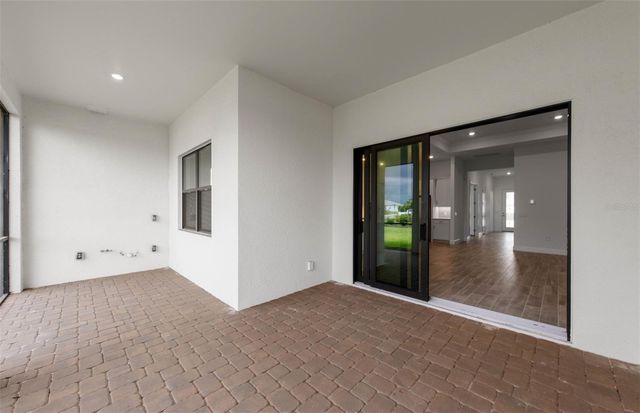 5006 GOLDEN SHORE COURT, Lakewood Ranch, FL 34211
