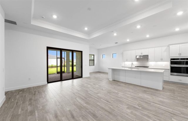 5006 GOLDEN SHORE COURT, Lakewood Ranch, FL 34211
