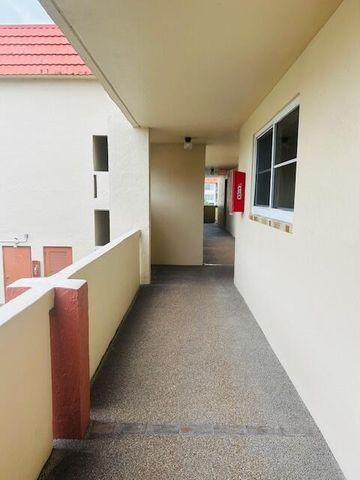 8000 Sunrise Lakes Drive N 209, Sunrise, FL 33322