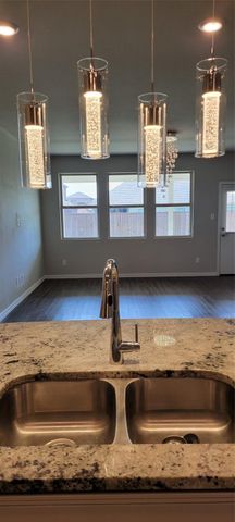 1820 Cinnamon Trail, Aubrey, TX 76227