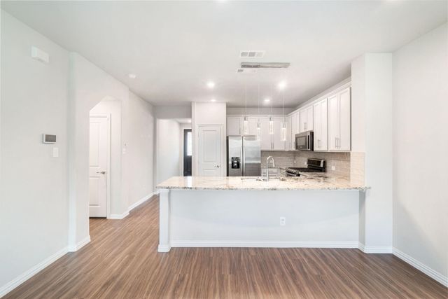 1820 Cinnamon Trail, Aubrey, TX 76227