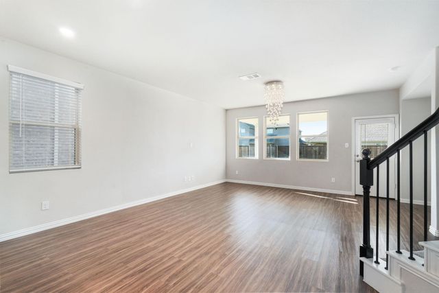 1820 Cinnamon Trail, Aubrey, TX 76227