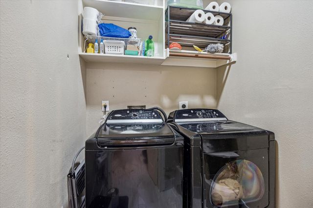 2947 Clinton Drive, Houston, TX 77020