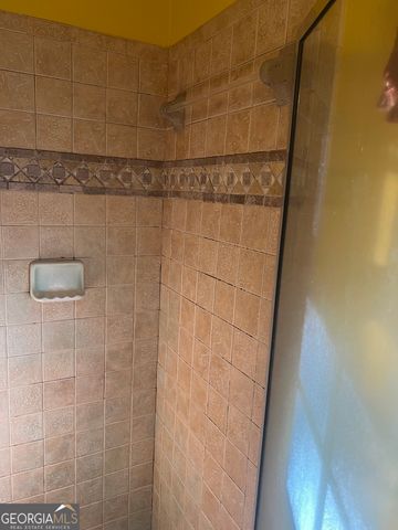 108 Lafayette Drive, Fayetteville, GA 30214