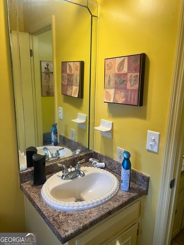 108 Lafayette Drive, Fayetteville, GA 30214