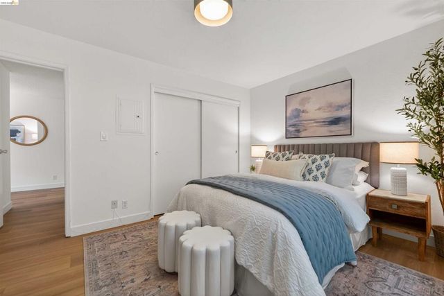 666 Oakland Ave 105, Oakland, CA 94611