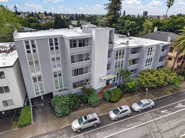 666 Oakland Ave 105, Oakland, CA 94611