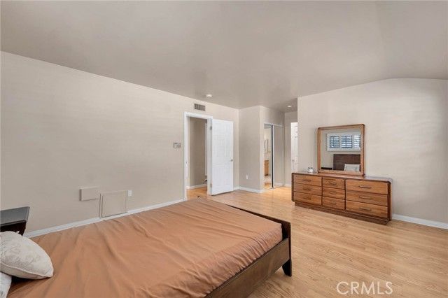 23230 Bigler Street, Woodland Hills (los Angeles), CA 91364