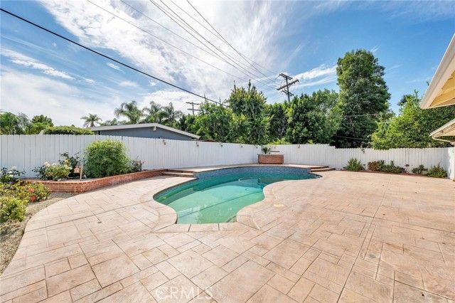 23230 Bigler Street, Woodland Hills (los Angeles), CA 91364