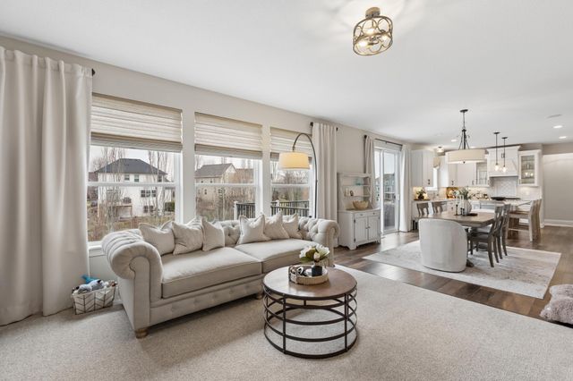 3862 Pascolo Bend, Chaska, MN 55318