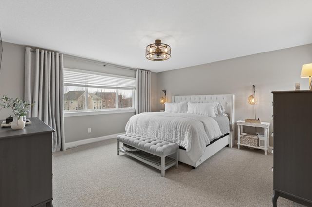 3862 Pascolo Bend, Chaska, MN 55318