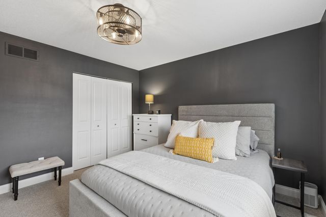 3862 Pascolo Bend, Chaska, MN 55318