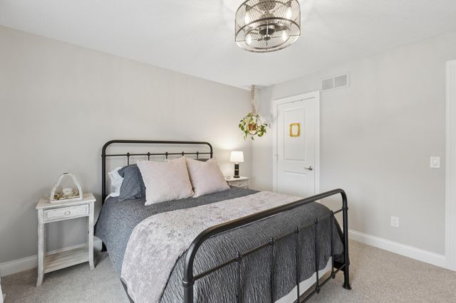 3862 Pascolo Bend, Chaska, MN 55318