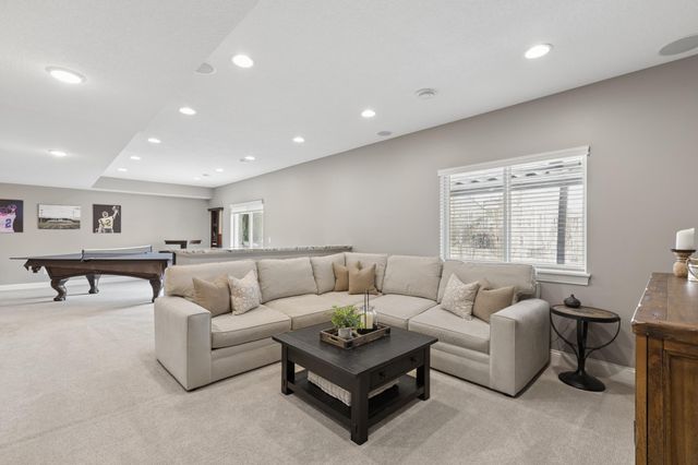 3862 Pascolo Bend, Chaska, MN 55318