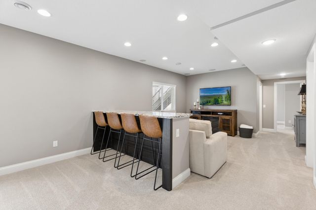 3862 Pascolo Bend, Chaska, MN 55318