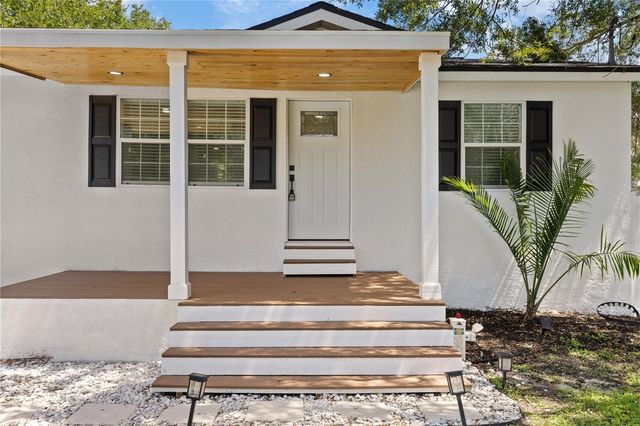 6403 ELLIOT DRIVE, Tampa, FL 33615