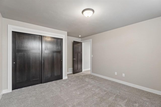 1617 FOUNDERS STREET, Neenah, WI 54956