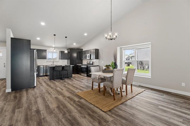 1617 FOUNDERS STREET, Neenah, WI 54956