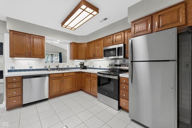 6503 Waybridge, Indianapolis, IN 46237