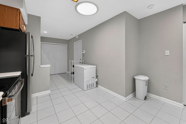 6503 Waybridge, Indianapolis, IN 46237
