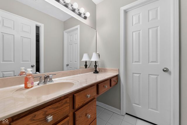 6503 Waybridge, Indianapolis, IN 46237