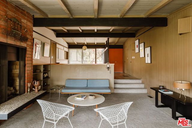 2 Seahurst Road, Rolling Hills Estates, CA 90274