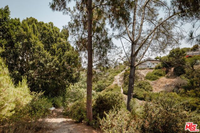 2 Seahurst Road, Rolling Hills Estates, CA 90274