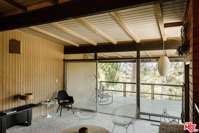 2 Seahurst Road, Rolling Hills Estates, CA 90274