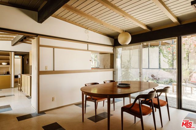 2 Seahurst Road, Rolling Hills Estates, CA 90274