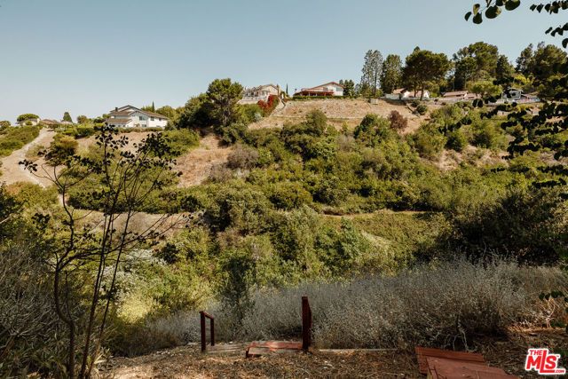 2 Seahurst Road, Rolling Hills Estates, CA 90274