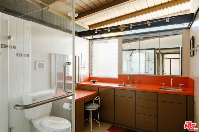 2 Seahurst Road, Rolling Hills Estates, CA 90274