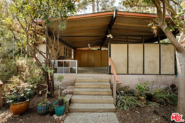 2 Seahurst Road, Rolling Hills Estates, CA 90274