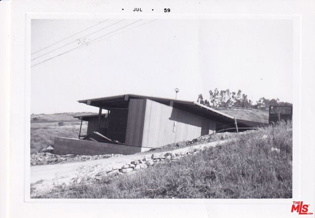 2 Seahurst Road, Rolling Hills Estates, CA 90274