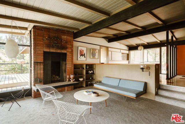 2 Seahurst Road, Rolling Hills Estates, CA 90274