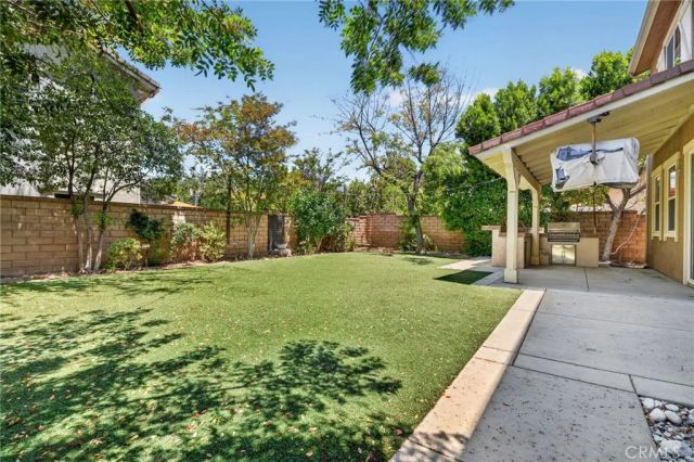 26525 Craftsmen Court, Saugus, CA 91350