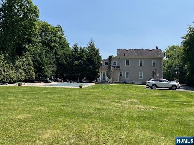 889 Circle Avenue, Franklin Lakes, NJ 07417