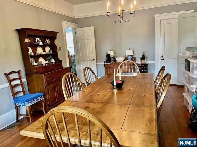 889 Circle Avenue, Franklin Lakes, NJ 07417