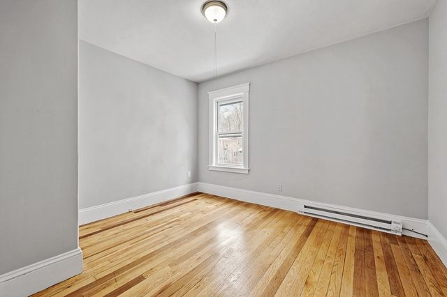 256 Belmont St. B, Worcester, MA 01604