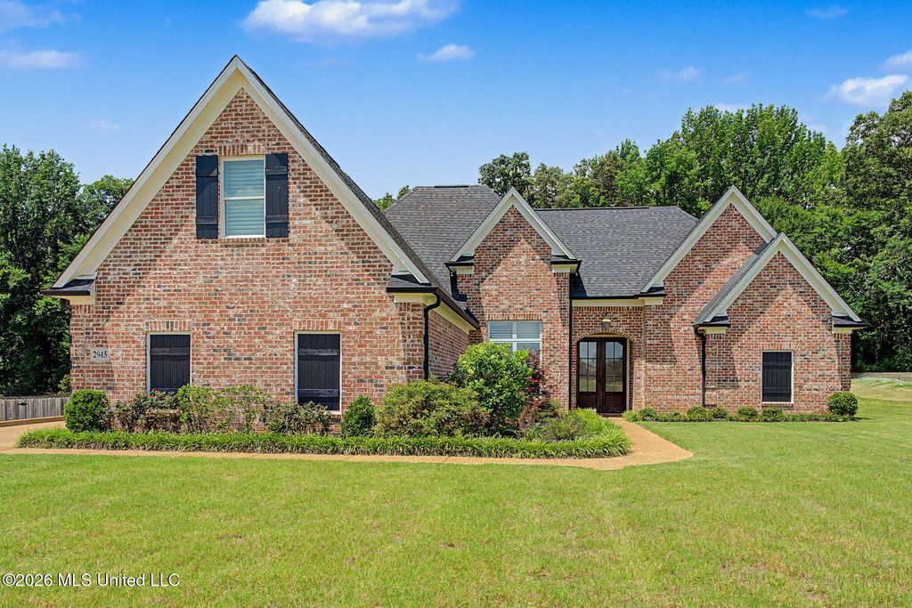 2945 Fossil Hill Drive, Hernando, MS 38632