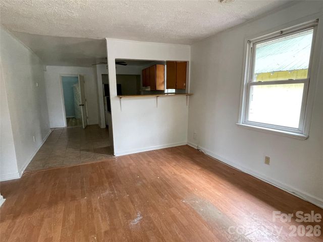 410 Mill Road, Charlotte, NC 28216