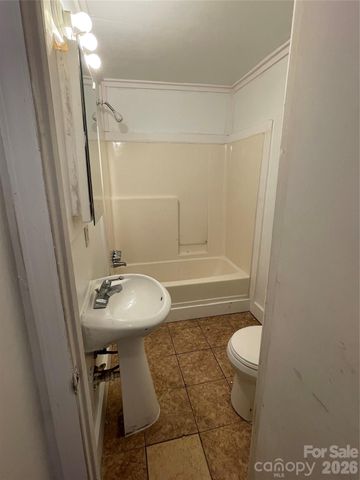 410 Mill Road, Charlotte, NC 28216