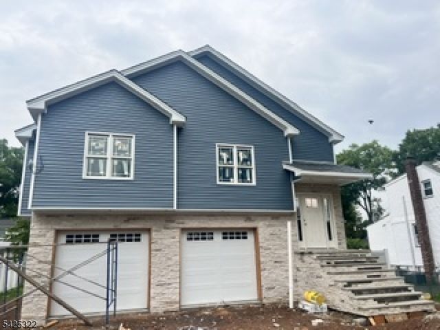 405 Roosevelt Ln, Kenilworth Boro, NJ 07033