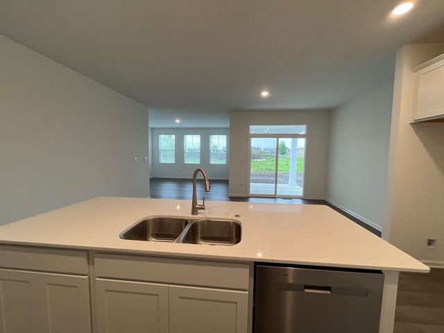 25518 W Sandalwood Lane, Plainfield, IL 60544