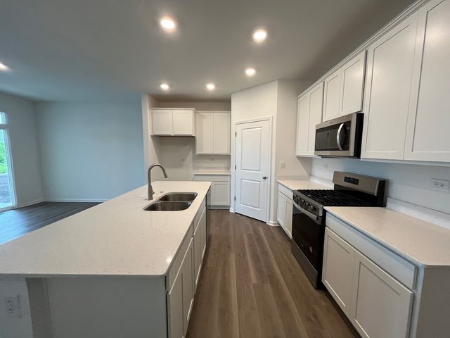 25518 W Sandalwood Lane, Plainfield, IL 60544