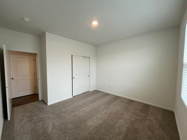 25518 W Sandalwood Lane, Plainfield, IL 60544