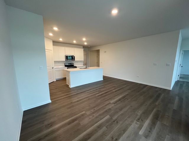 25518 W Sandalwood Lane, Plainfield, IL 60544