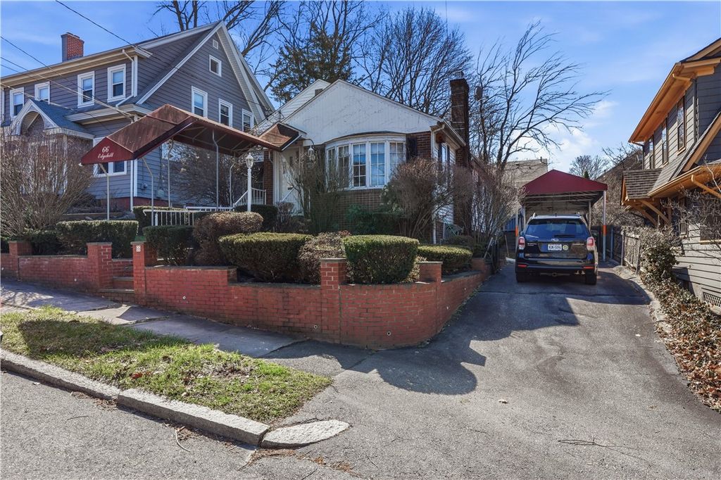 66 Edgehill Road, Providence, RI 02906