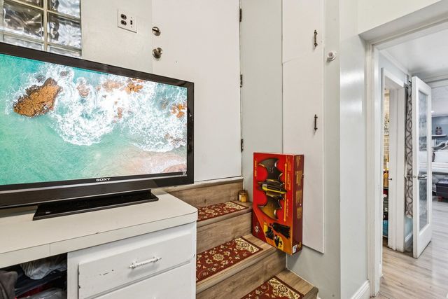 3021 Louis Street, Franklin Park, IL 60131